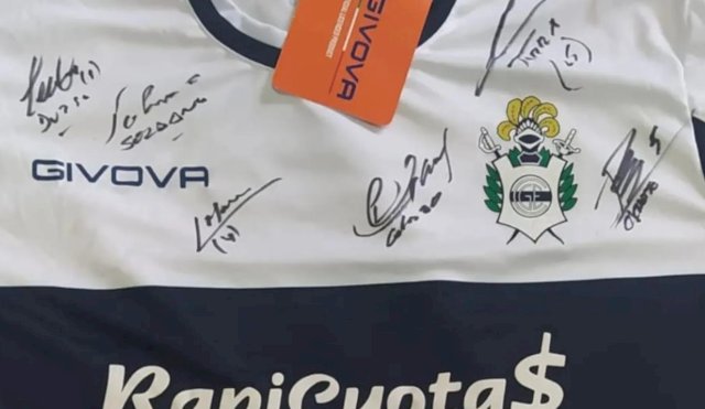 RIFACAMISETA
