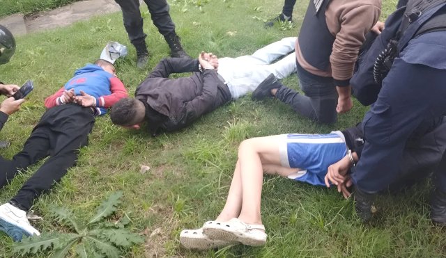 POLICE