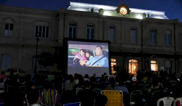 CINEMOVIL